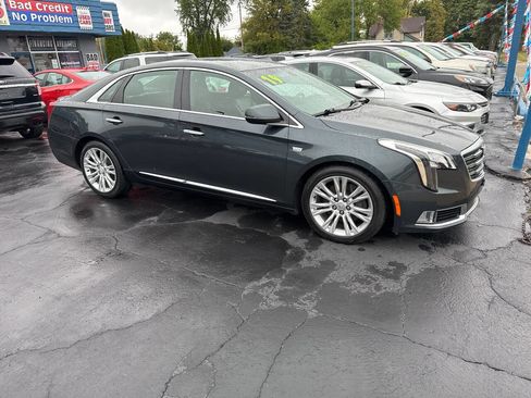Used 2019 Cadillac XTS Luxury image 1