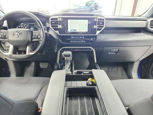 Used 2025 Toyota Tundra SR5 AWD/4WD image 25