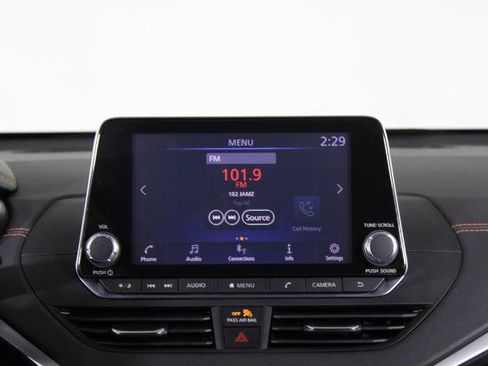 Certified 2019 Nissan Altima 2.5 SR FWD image 9