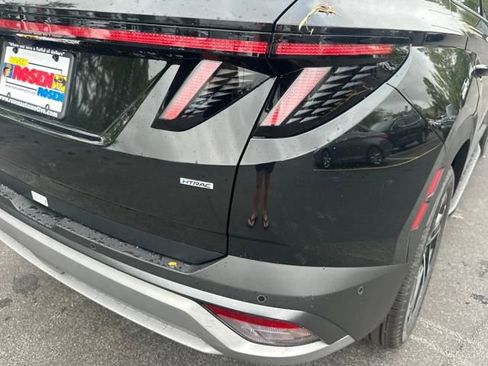 New 2025 Hyundai Tucson Limited AWD/4WD image 36