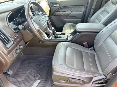Used 2021 GMC Canyon Denali image 17