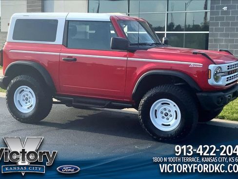 Used 2024 Ford Bronco Heritage Edition AWD/4WD image 1