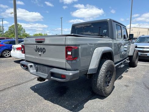Used 2021 Jeep Gladiator Sport AWD/4WD image 4