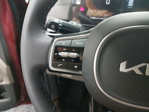 New 2026 Kia Carnival LXS image 18