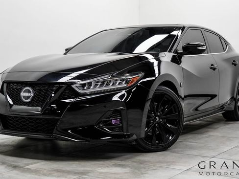 Used 2023 Nissan Maxima SR w/ Sport Mat Group image 1