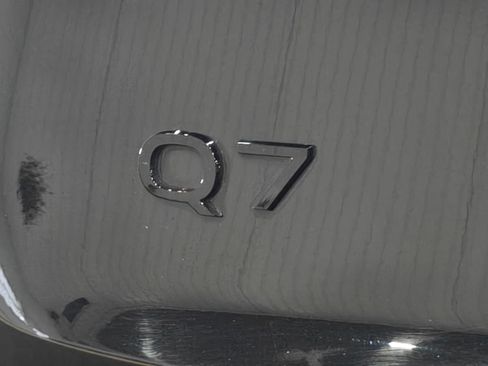 Used 2025 Audi Q7 3.0T Premium Plus AWD/4WD image 78