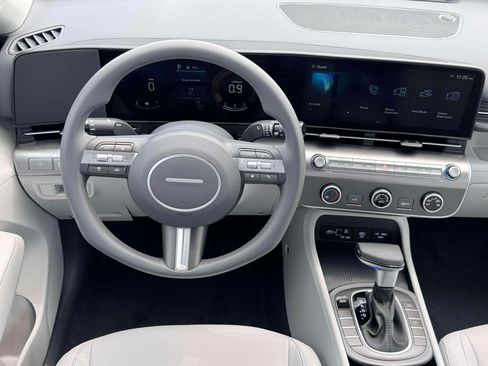 Certified 2026 Hyundai Kona SE FWD image 10