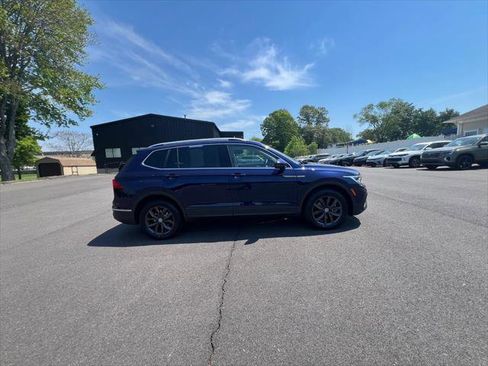 Certified 2023 Volkswagen Tiguan SE AWD/4WD image 6