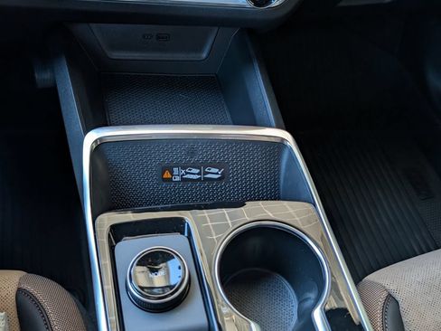 New 2027 Chevrolet Equinox ACTIV w/ Safety and Technology Package FWD image 24