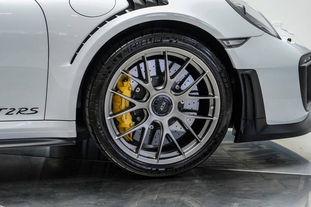 Used 2018 Porsche 911 GT2 RS RWD image 57
