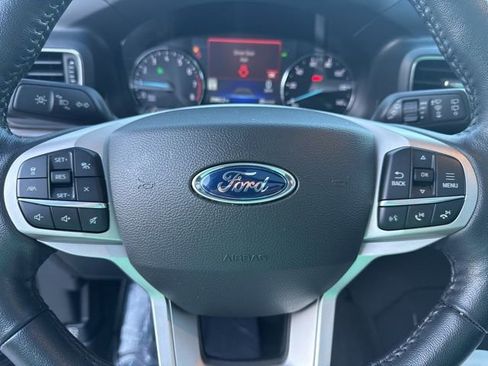 Used 2022 Ford Explorer Limited w/ Equipment Group 301A image 26