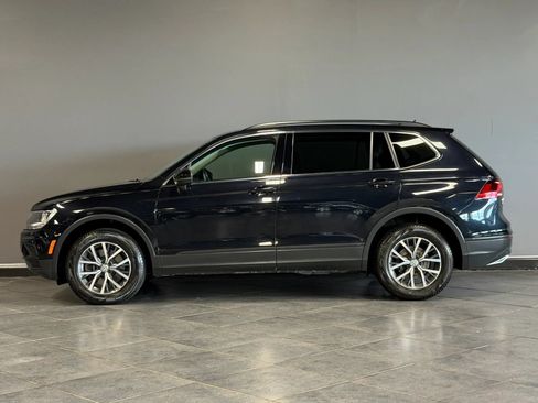 Used 2019 Volkswagen Tiguan SE w/ Panoramic Sunroof Package AWD/4WD image 8