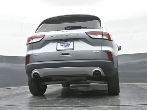 Used 2022 Ford Escape SEL image 43