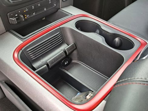 Used 2017 RAM 1500 Rebel image 17