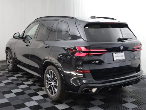 Used 2026 BMW X5 xDrive50e w/ M Sport Package AWD/4WD image 17