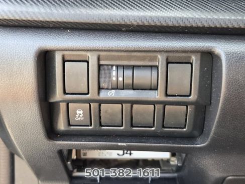 Used 2019 Subaru Crosstrek 2.0i w/ Eyesight System AWD/4WD image 30
