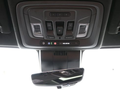 Used 2023 GMC Sierra 1500 Denali Ultimate image 28
