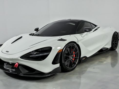Used 2021 McLaren 765LT image 10