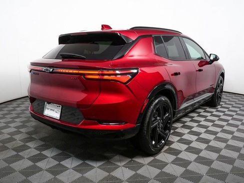 New 2025 Chevrolet Equinox EV RS image 3