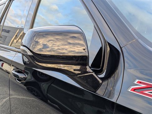 Used 2023 Chevrolet Tahoe Z71 w/ Luxury Package image 10