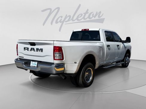 Used 2024 RAM 3500 Big Horn AWD/4WD image 8