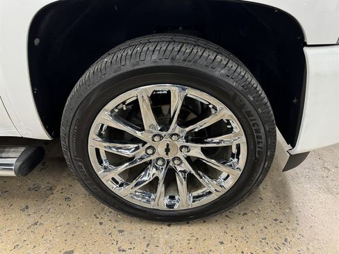 Used 2011 Chevrolet Silverado 1500 LT w/ Texas Edition RWD image 19