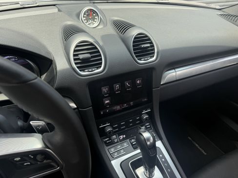 Certified 2025 Porsche 718 Cayman RWD image 23