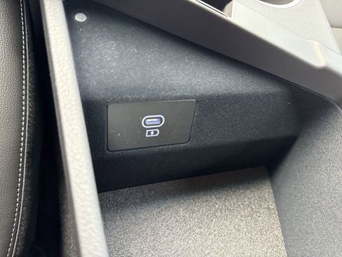 New 2026 Genesis G70 2.5T image 27