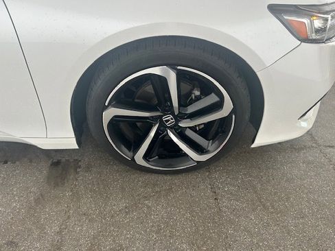Used 2021 Honda Accord Sport Special Edition image 4
