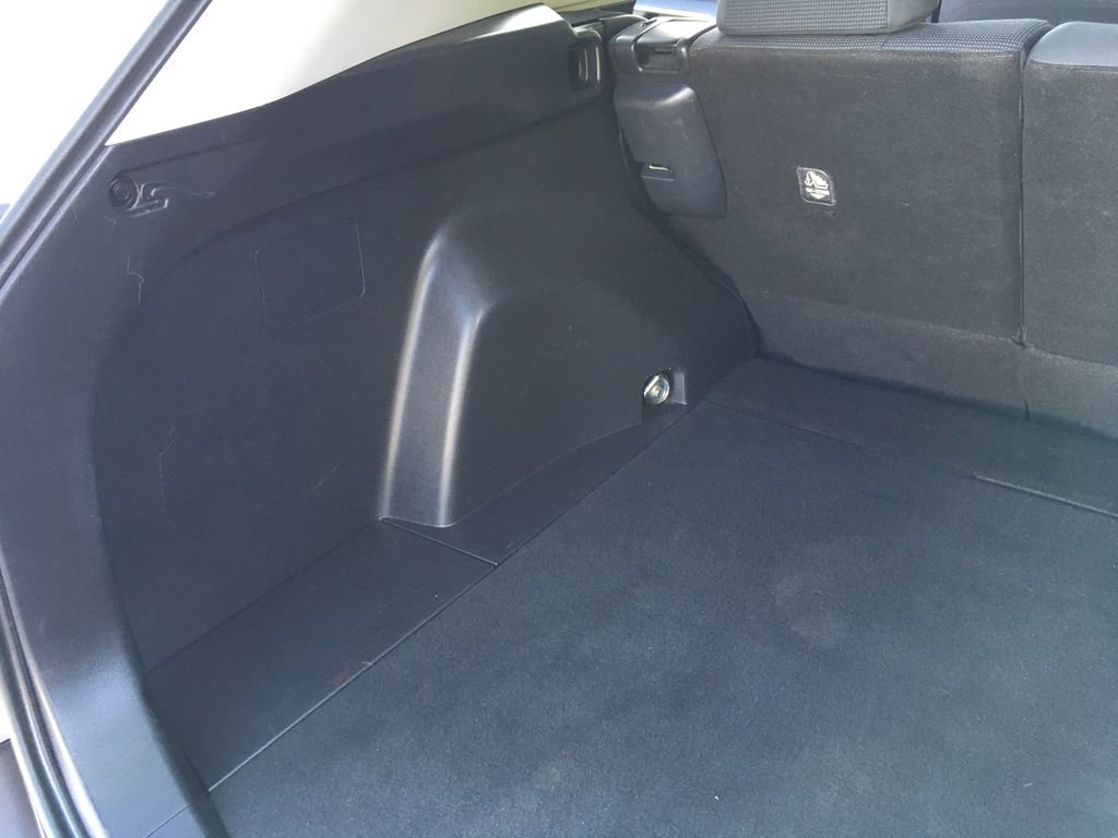 Used 2019 Toyota RAV4 LE w/ Carpet Mat Package AWD/4WD image 33