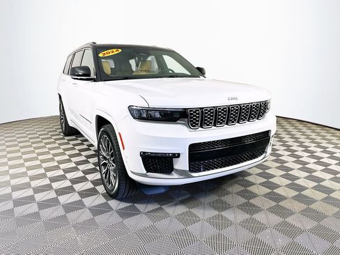 Certified 2024 Jeep Grand Cherokee L Summit AWD/4WD image 2