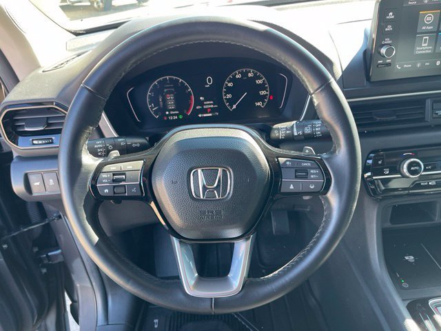 Used 2025 Honda Pilot EX-L image 14