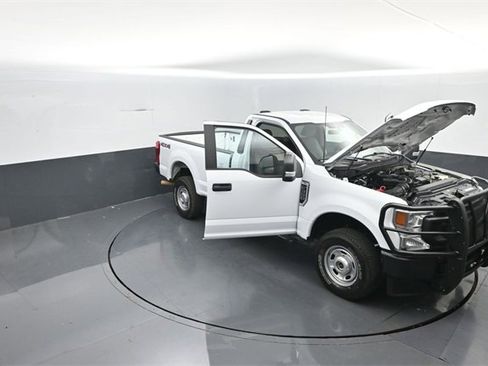 Used 2022 Ford F350 XL w/ Power Equipment Group image 30