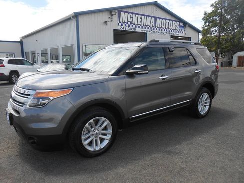 Used 2014 Ford Explorer XLT AWD/4WD image 5