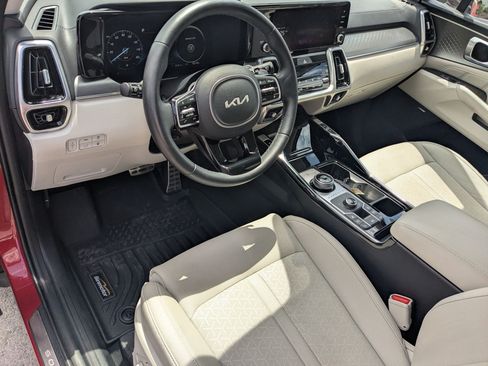 Used 2023 Kia Sorento SX Prestige AWD/4WD image 17