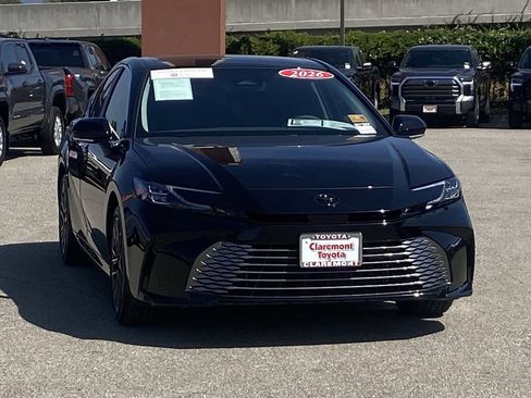 Certified 2026 Toyota Camry XLE FWD image 47
