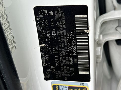 Used 2016 Kia Optima LX image 28