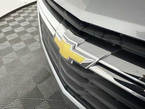 Used 2023 Chevrolet Equinox LS w/ LS Convenience Package image 31