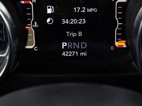 Used 2021 Jeep Wrangler Unlimited Rubicon AWD/4WD image 19