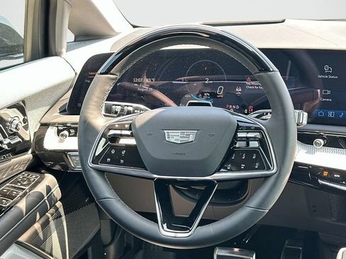 New 2027 Cadillac Optiq Premium Sport w/ LPO, Floor Liner Package AWD/4WD image 5