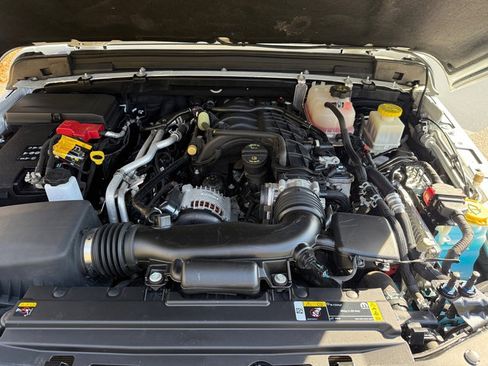 Used 2022 Jeep Gladiator Sport w/ Trailer Tow Package image 10