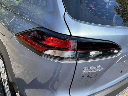 Used 2026 Toyota Corolla Cross L image 20