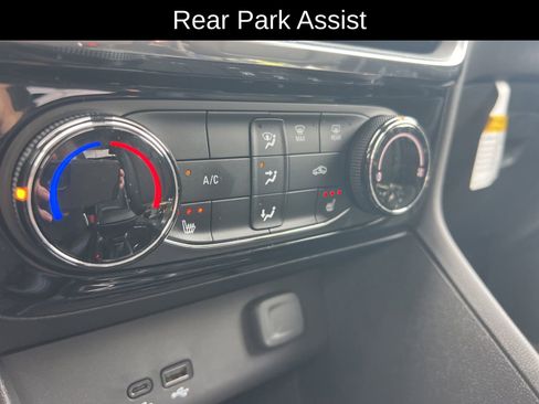Used 2025 Buick Encore GX Sport Touring w/ Experience Buick Package FWD image 11