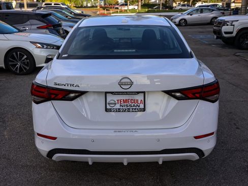 New 2025 Nissan Sentra SV image 5