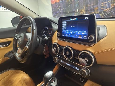 Used 2022 Nissan Sentra SV w/ SV Premium Package image 20