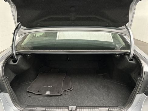 Used 2025 Subaru Legacy Premium AWD/4WD image 13