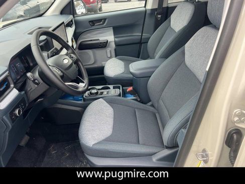 New 2025 Ford Maverick XLT w/ XLT Luxury Package AWD/4WD image 9