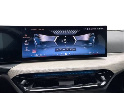 Used 2025 BMW 330i Sedan RWD image 47