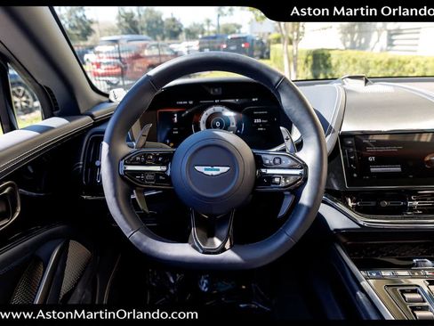 Used 2025 Aston Martin DBX 707 image 11