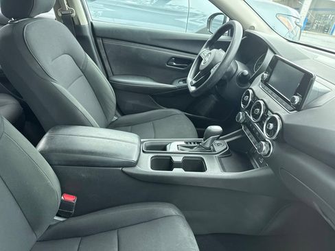 Used 2025 Nissan Sentra S FWD image 3